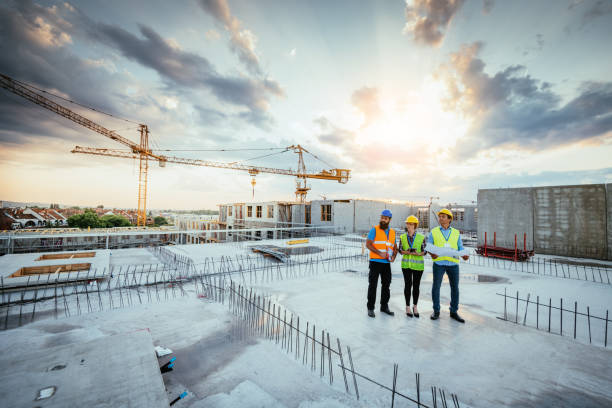 Best Custom Concrete Contractor  in Westland, MI