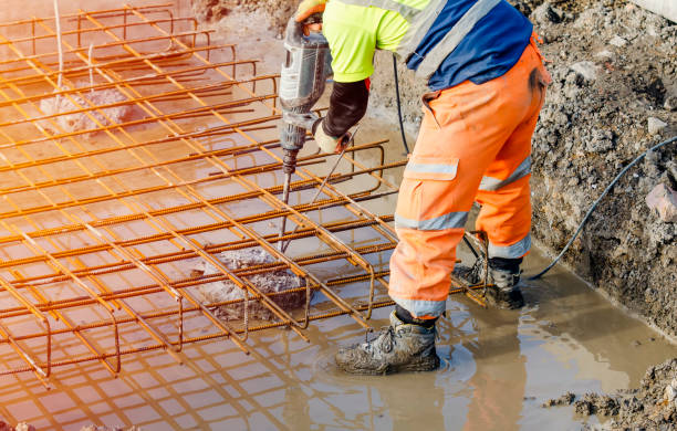 Best Concrete Driveway Installation  in Westland, MI